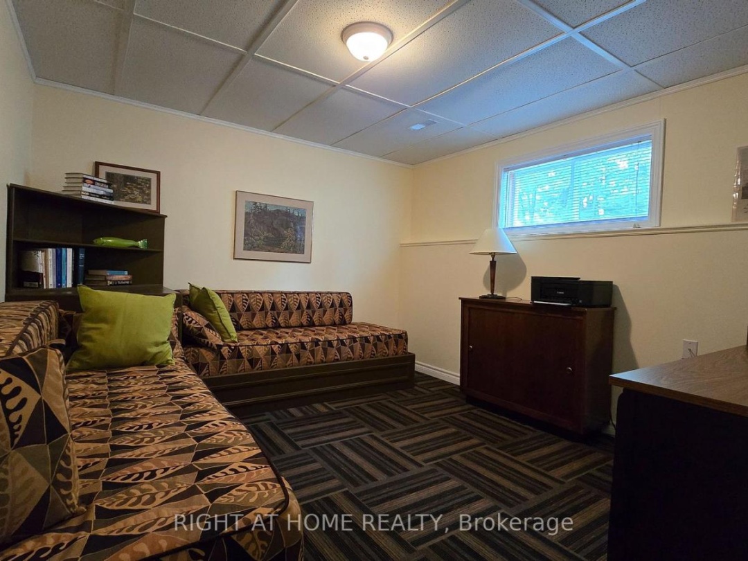 31 PORTAGE ROAD, 