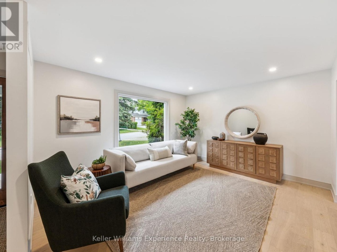 14 MARIPOSA DRIVE, 