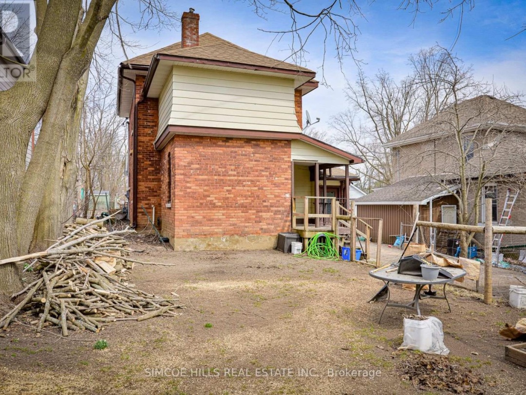 113 Douglas Street, Orillia