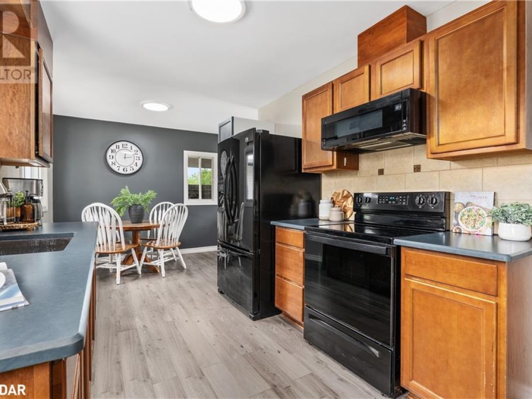 9881 12 Highway, Warminster