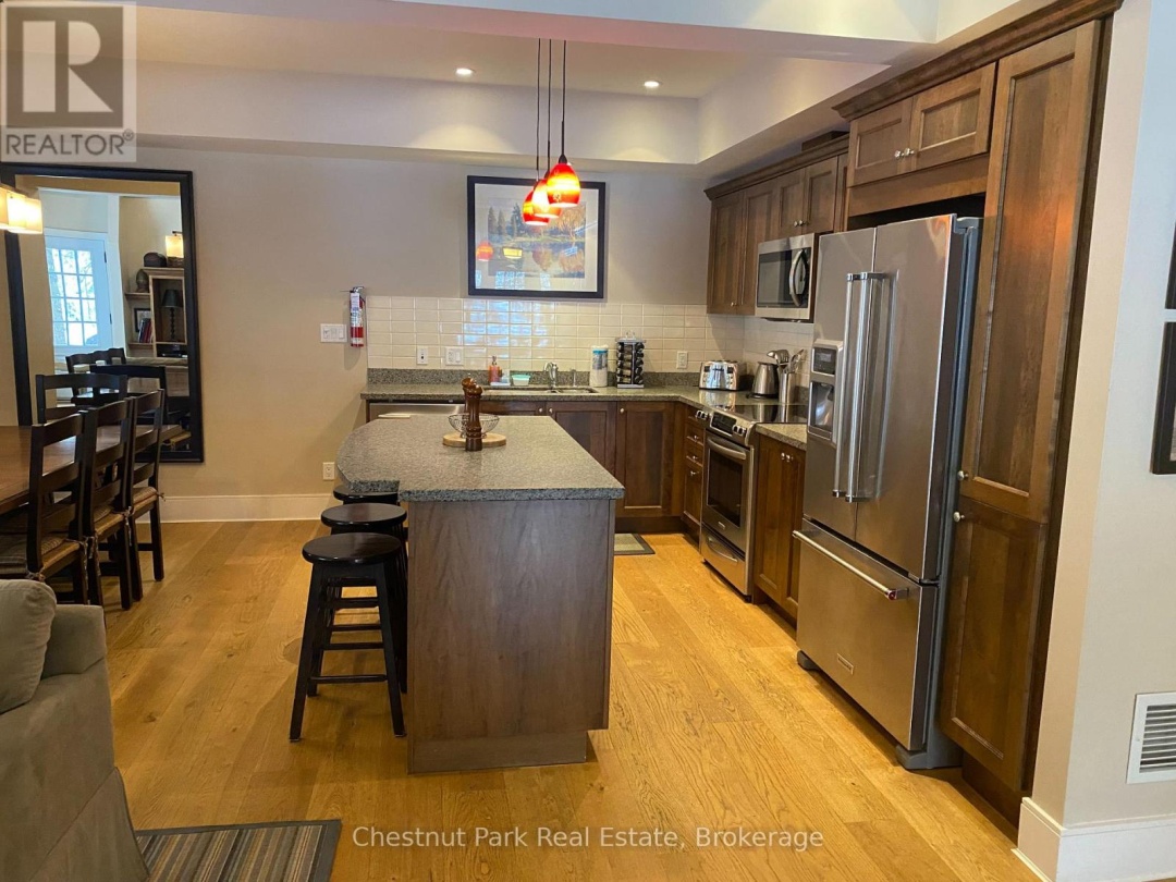 101 Glen Abbey Way, Lake Joseph