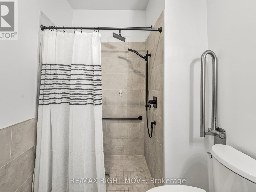 104 Lily Drive, Orillia