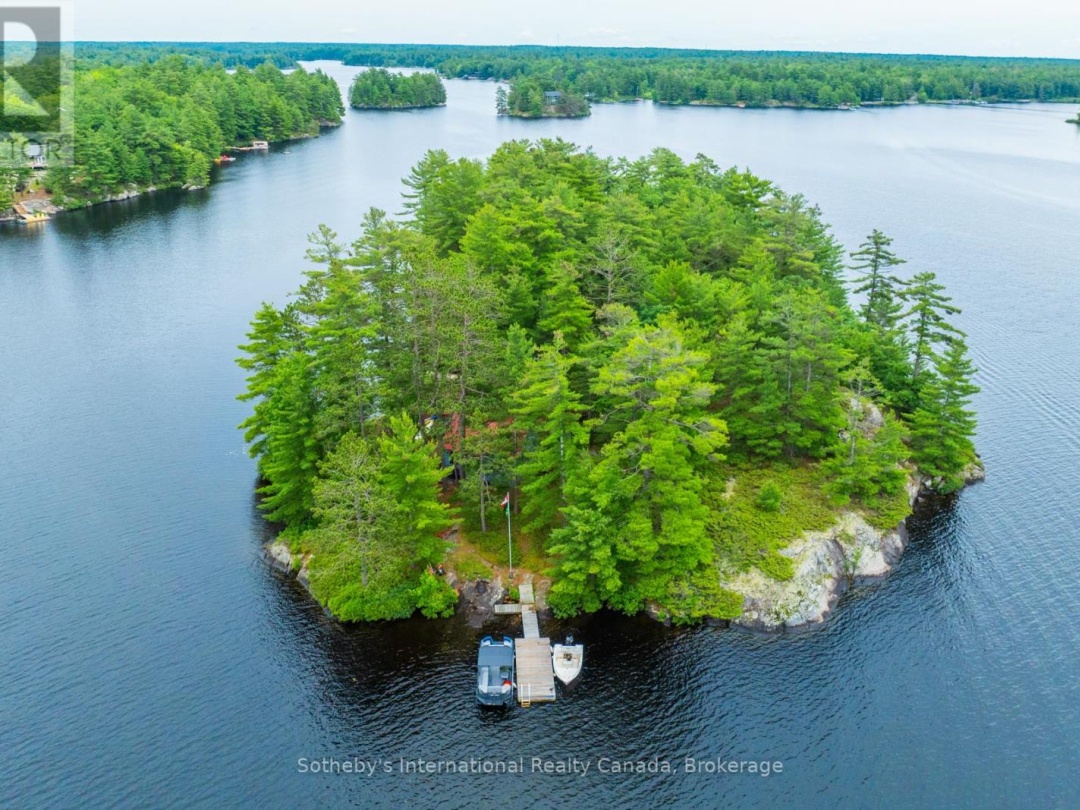 16Lk 1 Wolf Island, Kahshe Lake