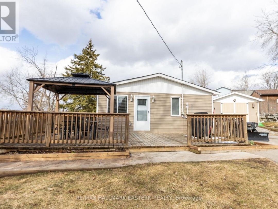 4 Hollyville Boulevard, Sturgeon Lake