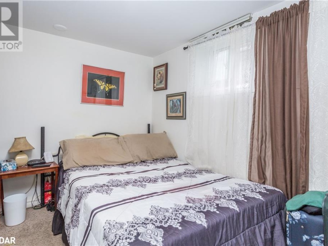 48 BRANT Street W, Orillia