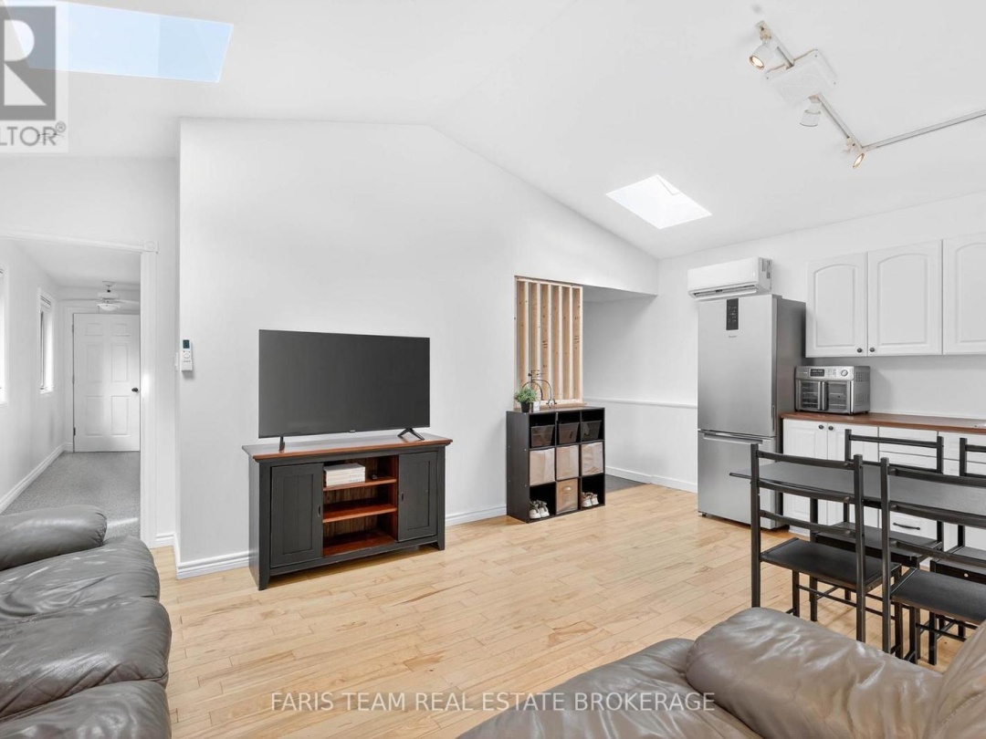 238 ROBINS POINT ROAD, 