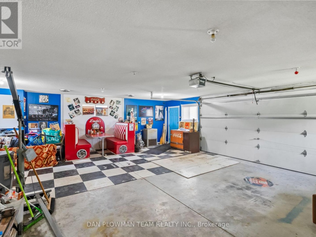 32 Beach Road, Lake Scugog