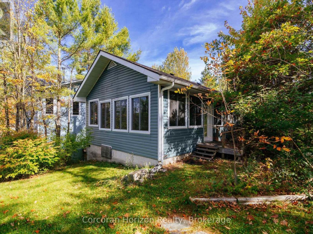 566 HUNGRY BAY ROAD W, 