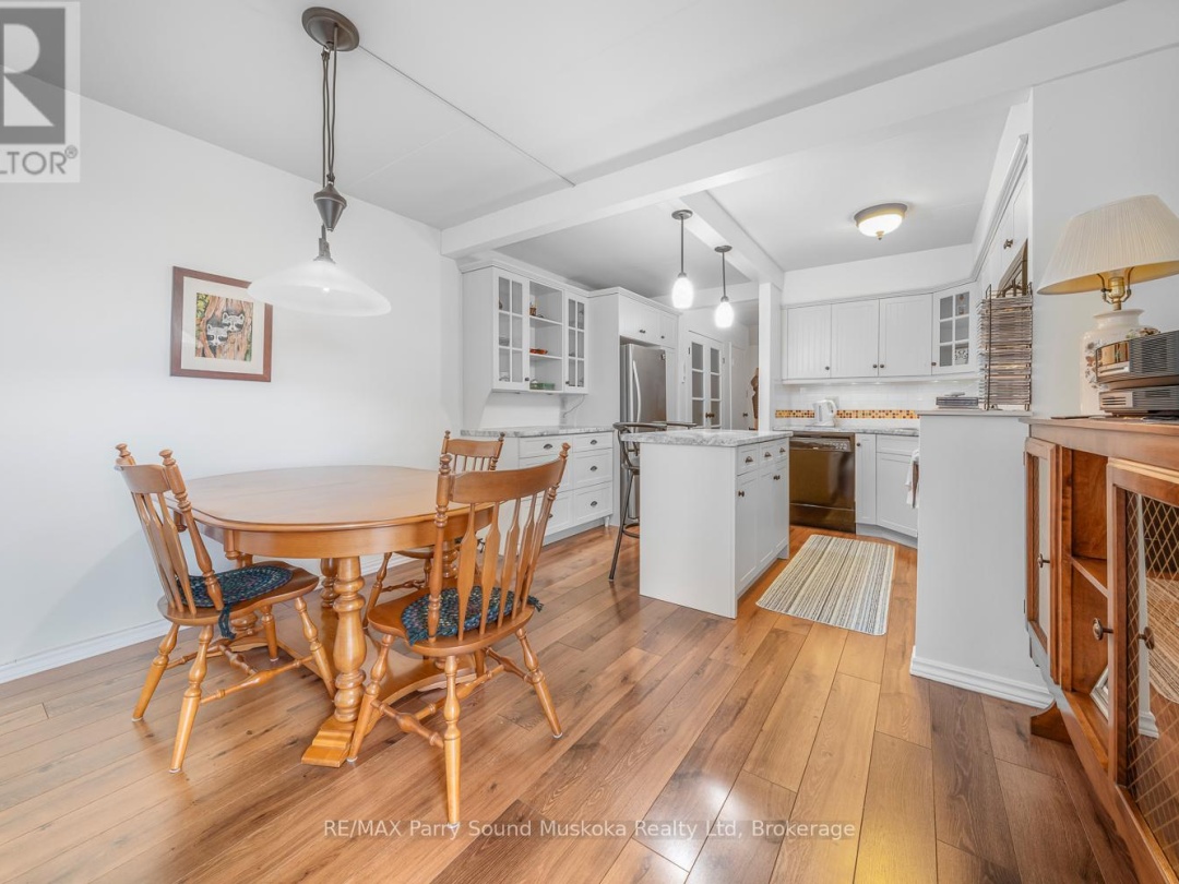 205 100 Beaconview Heights, Parry Sound