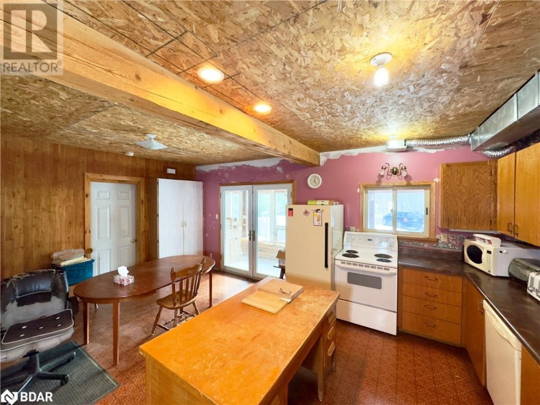 1894 Henrys Landing, Coldwater