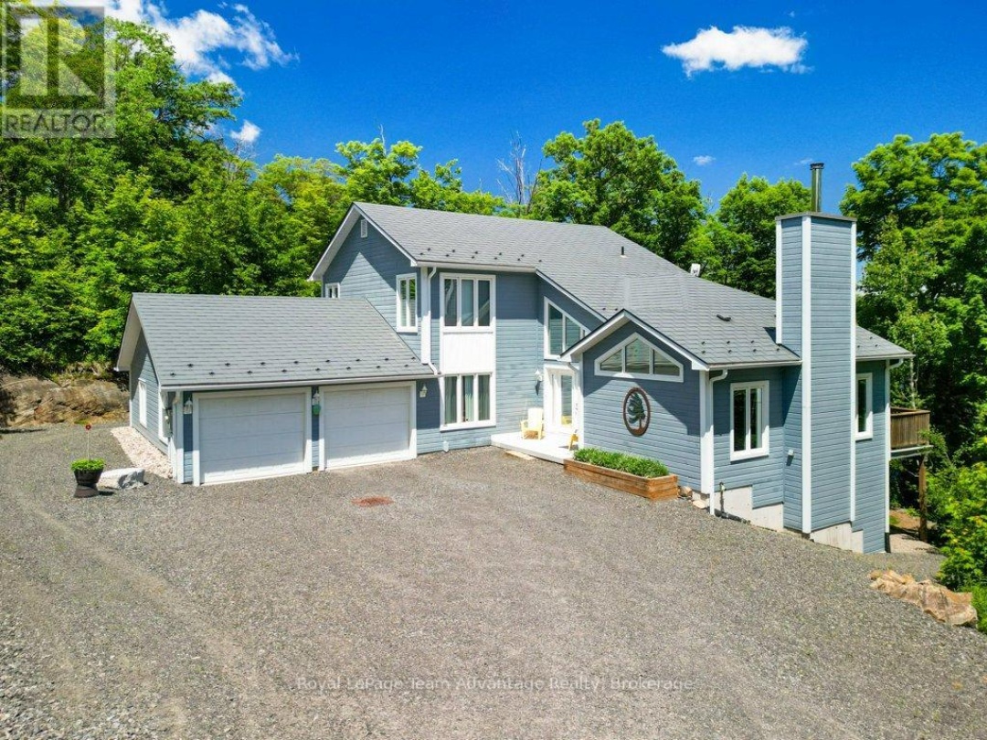 3 LYNDSEY LANE, Manitouwabing Lake