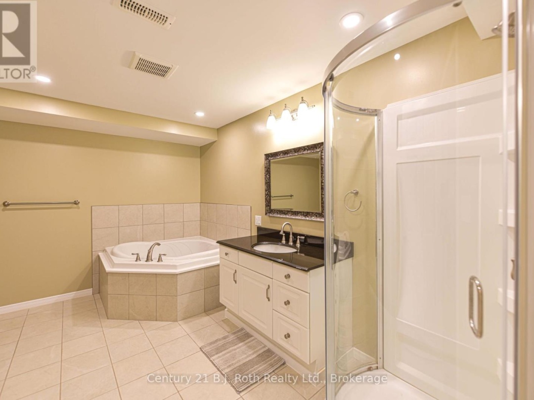 3516 Kirkfield Road, Dalrymple Lake