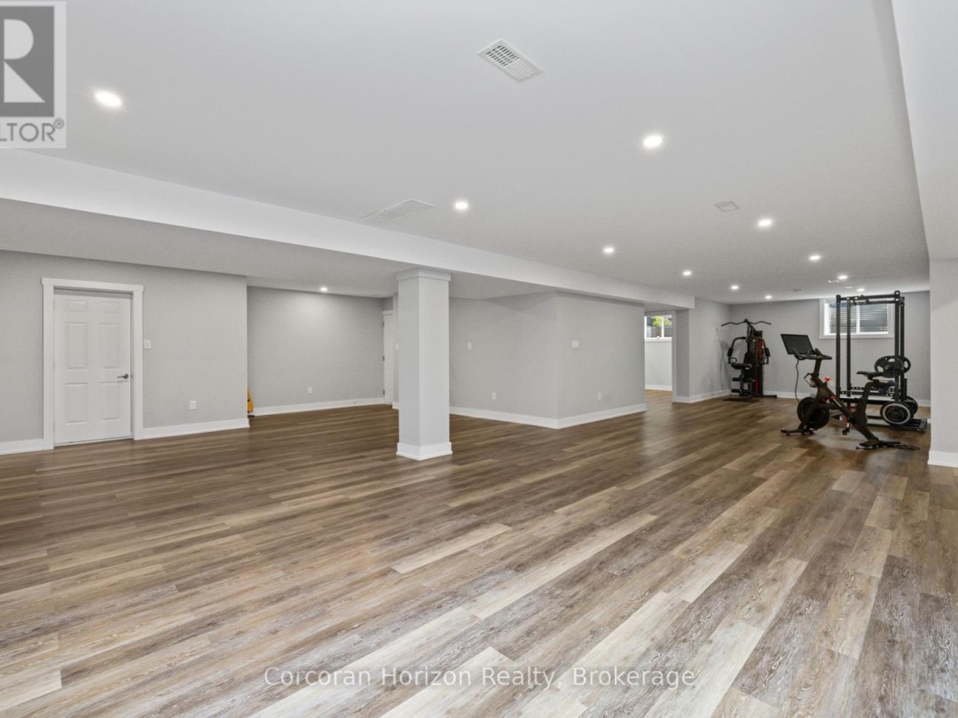 12 REIDS RIDGE, 