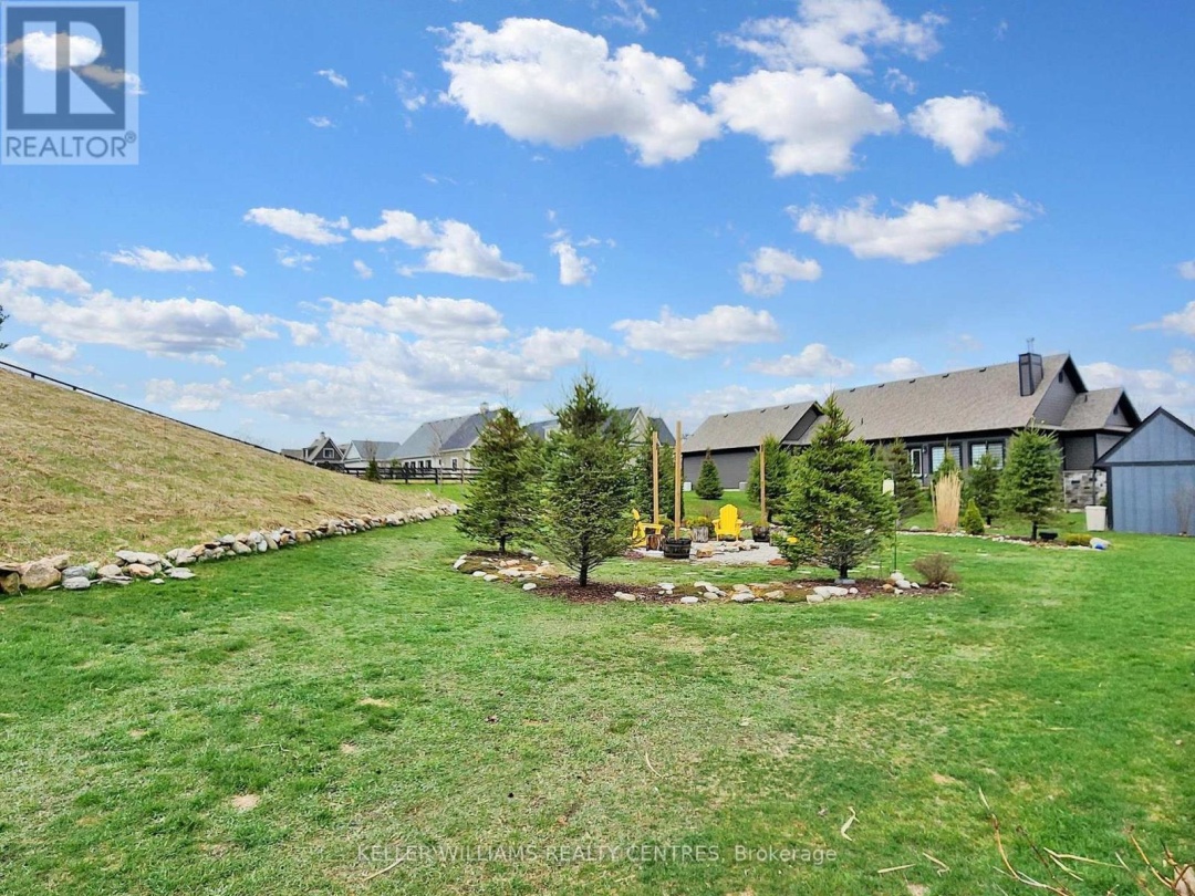 2 THOROUGHBRED DRIVE, 