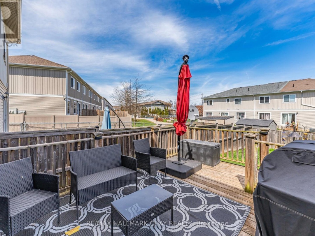 5 800 West Ridge Boulevard, Orillia