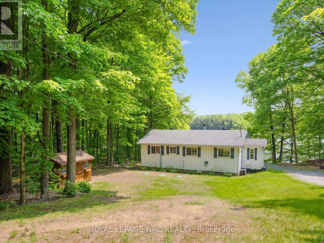 283 Salmon Lake Road N, Salmon Lake