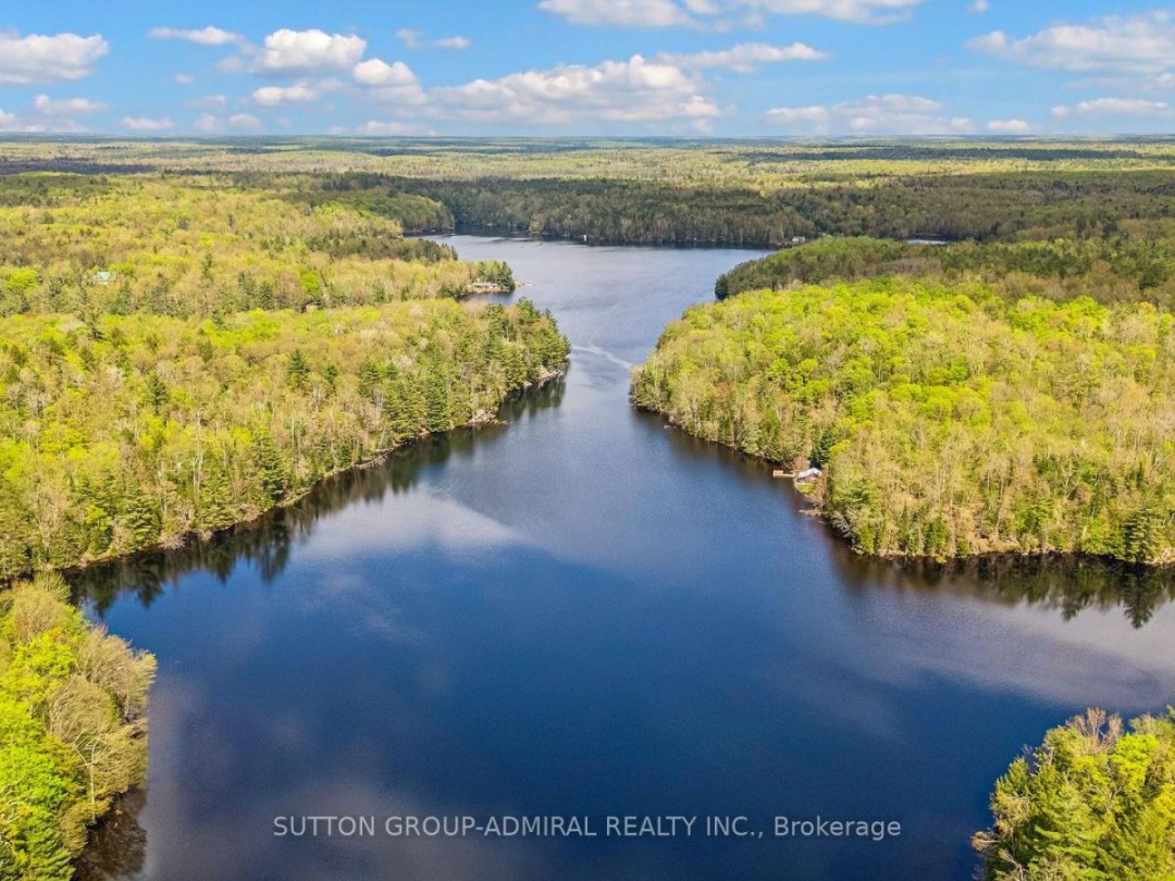 1023 Kirkpatrick Lane, Lake Muskoka