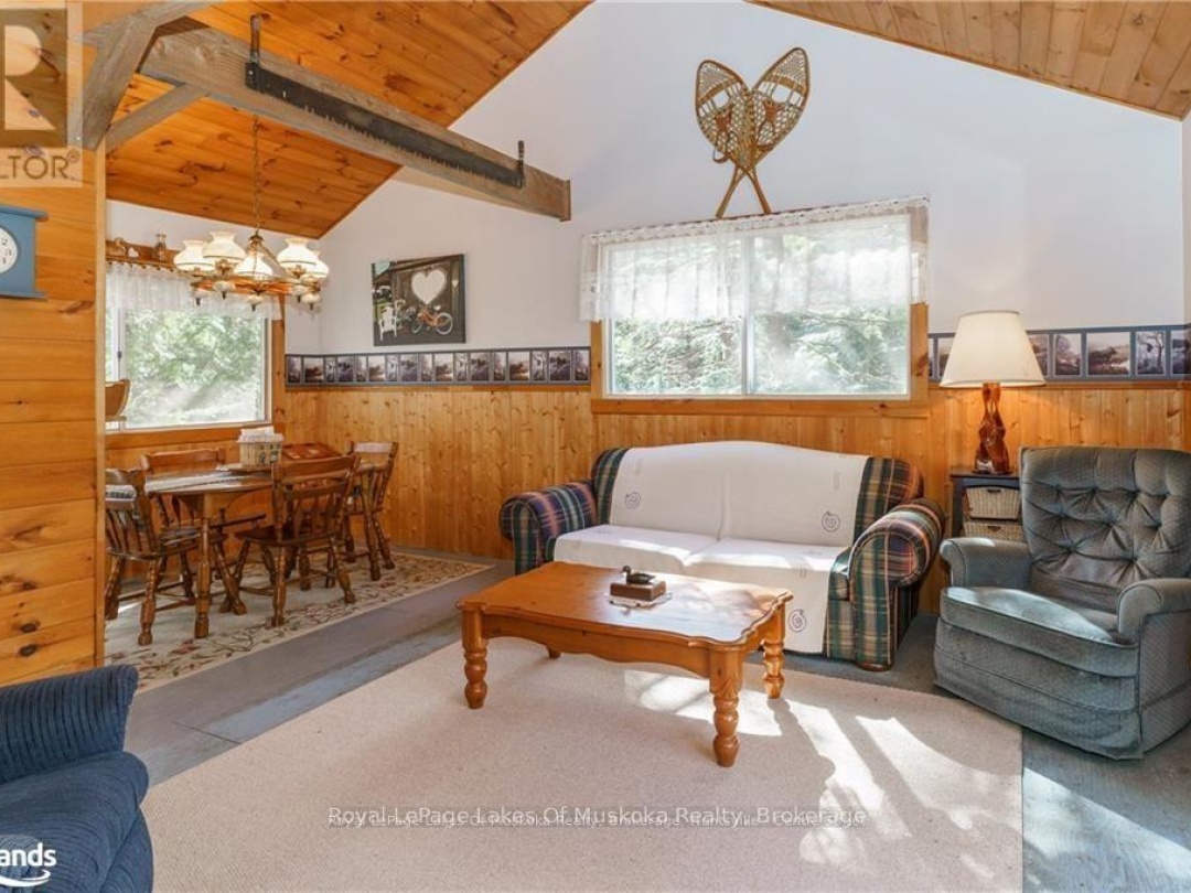 32 Maple Leaf Drive, Lake Vernon
