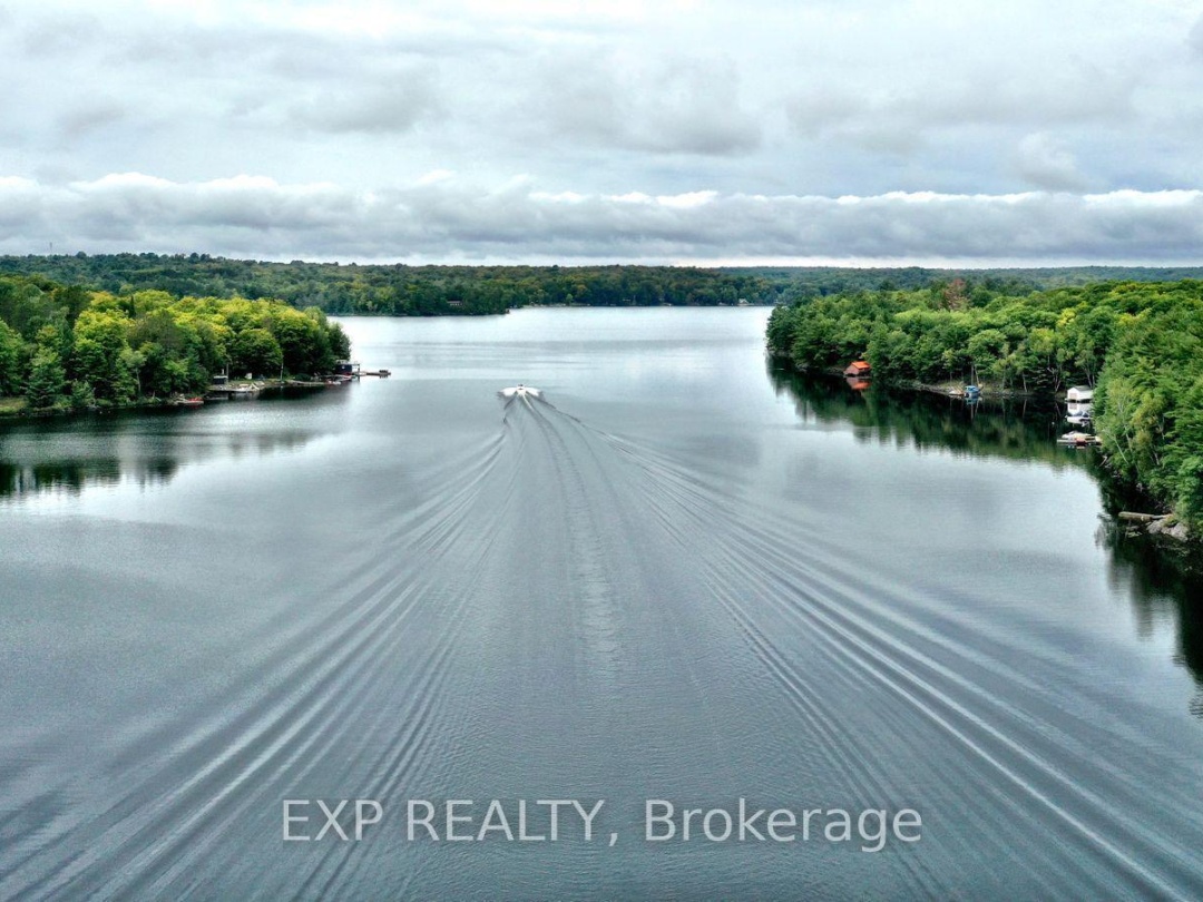 5B SOUTHWELL DRIVE, Horseshoe Lake