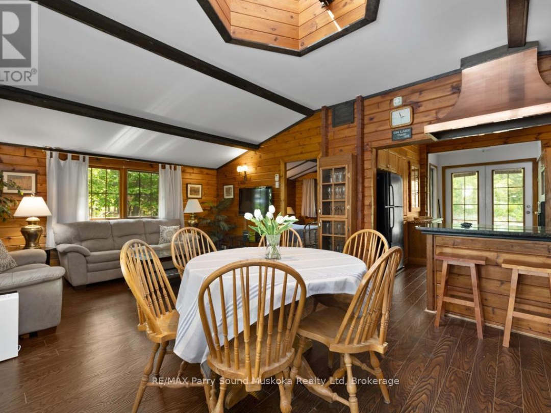 49 Bayshore Drive, Clear Lake
