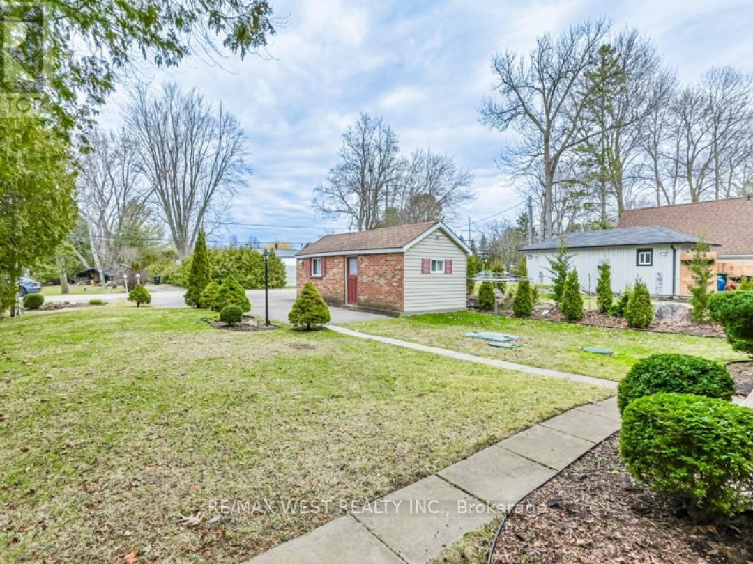 4669 Anderson Avenue, Lake Simcoe