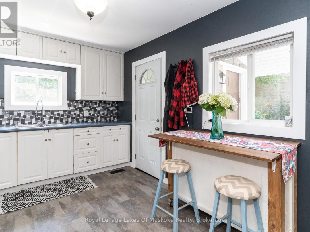 31 FLORENCE STREET W, 