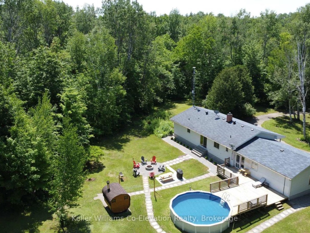 1467 Rosemount Road, Tay