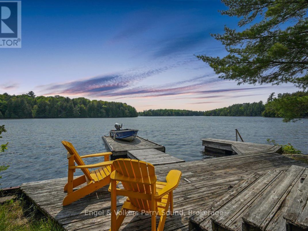 53 BIRDWOOD LANE, Harris Lake