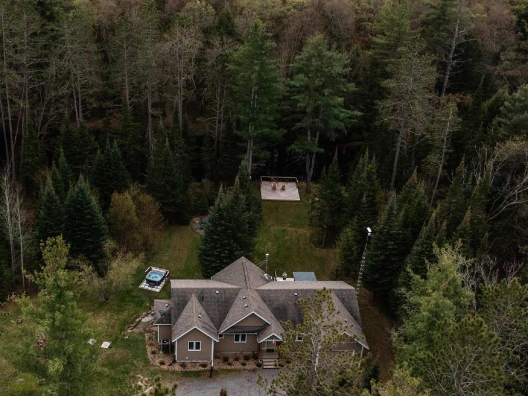 1216 Miriam Drive, Black Lake