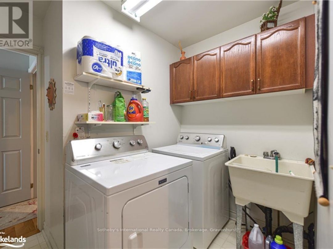 101 10 Museum Drive, Orillia