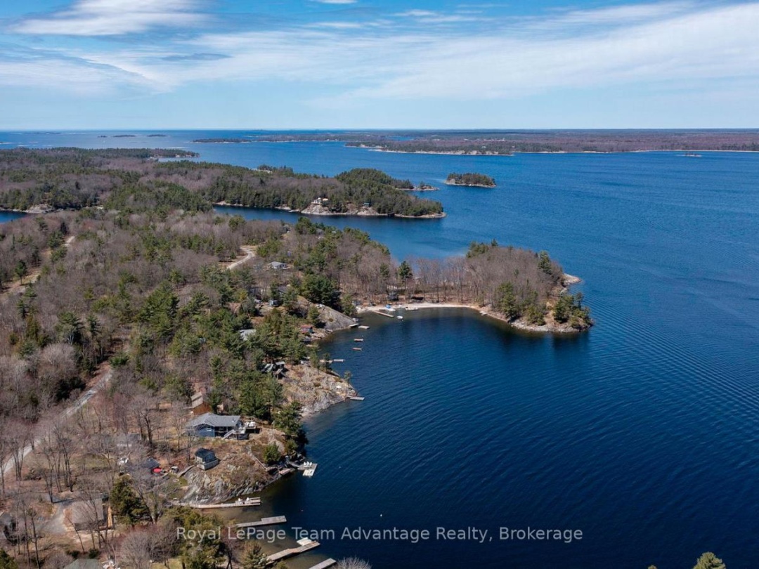 758 Paradise Lane, Georgian Bay
