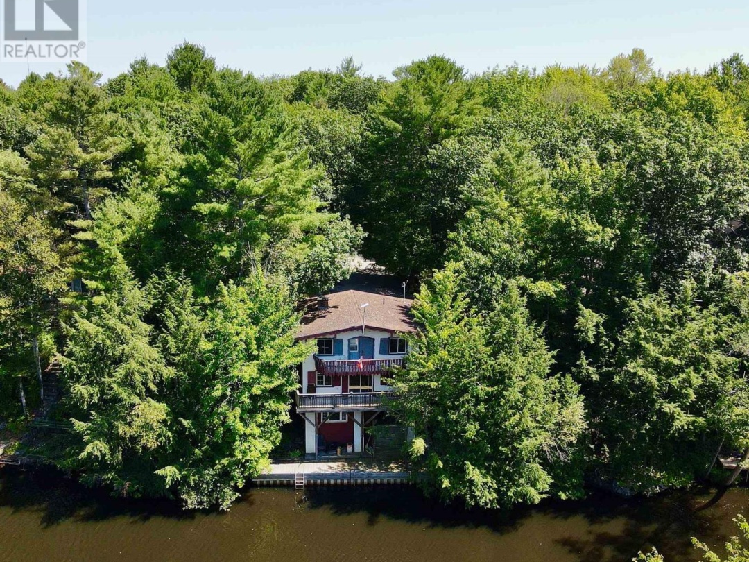 7692 BIRCH DRIVE, Black Lake