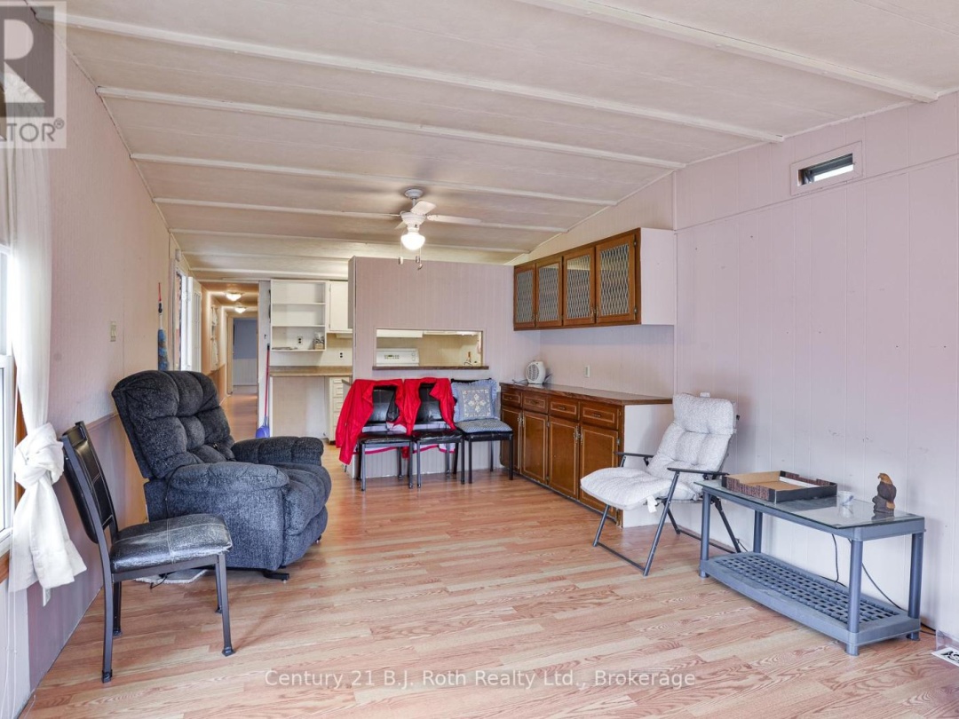 178 - 580 WEST STREET S, 
