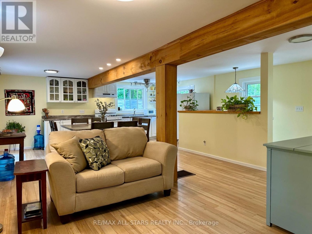 1104 GALWAY ROAD, 