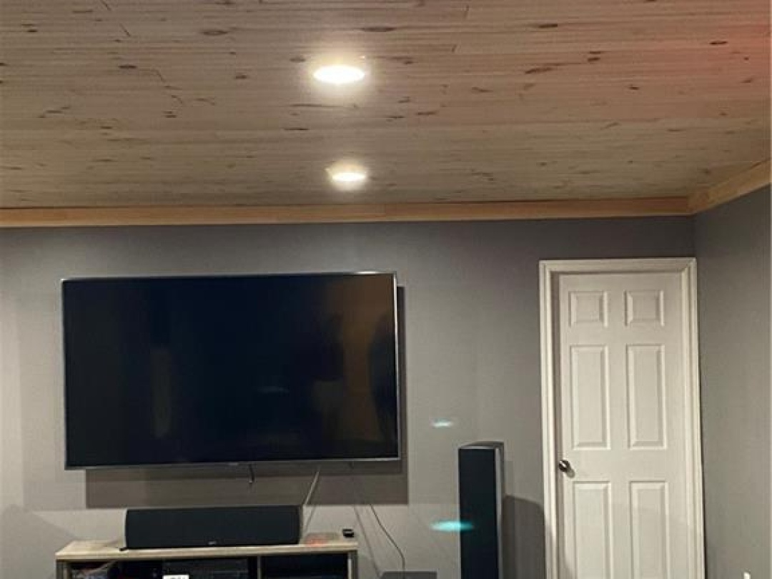 105 FREDERICK Street, 