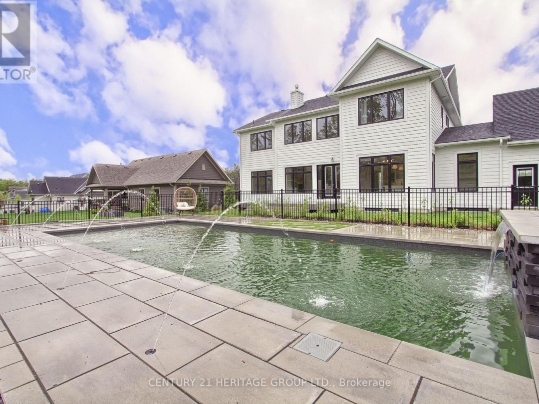 11 Oldenburg Court, Oro-Medonte