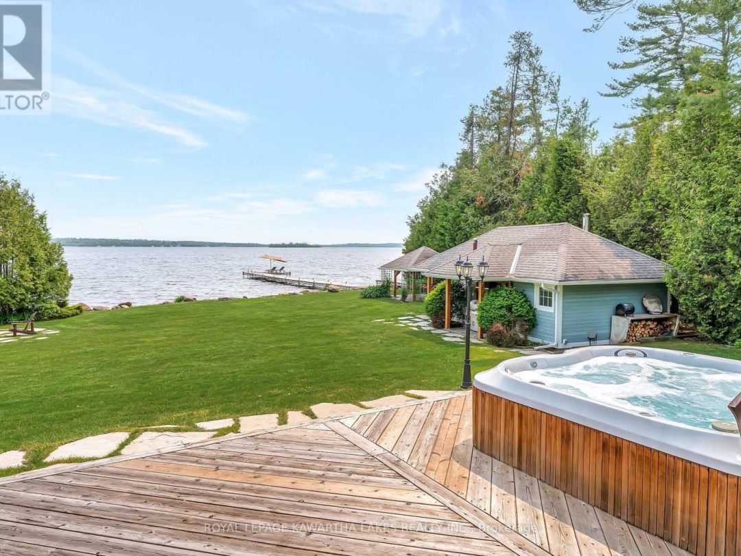 1484 COUNTY ROAD 8, 