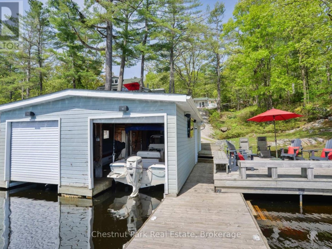 4558 Riverview Drive, Sparrow Lake