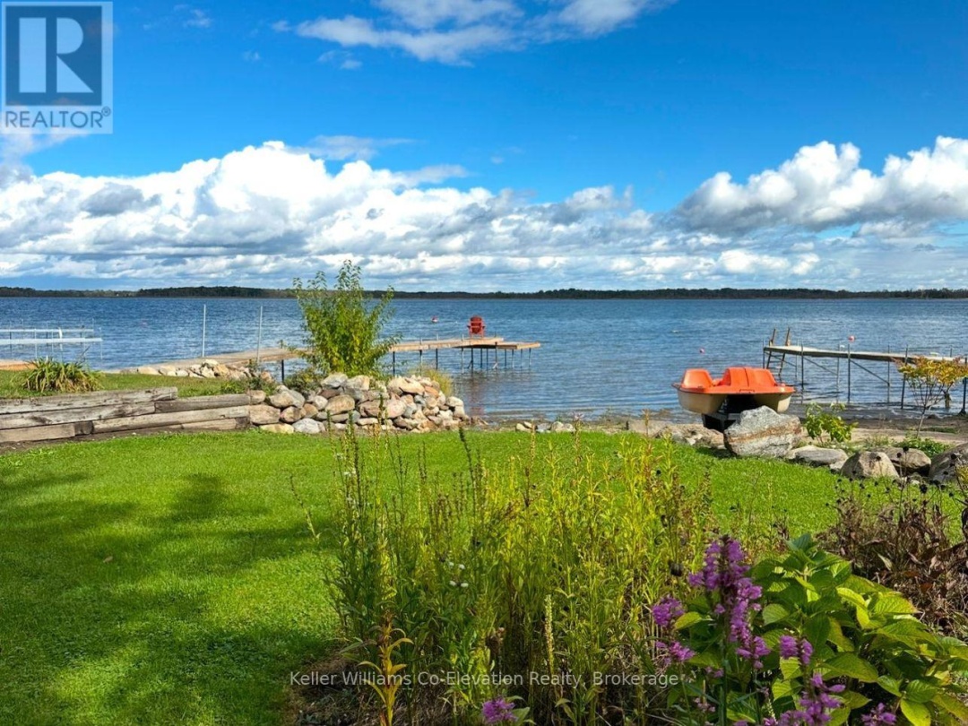 220 ROBIN'S POINT ROAD, 