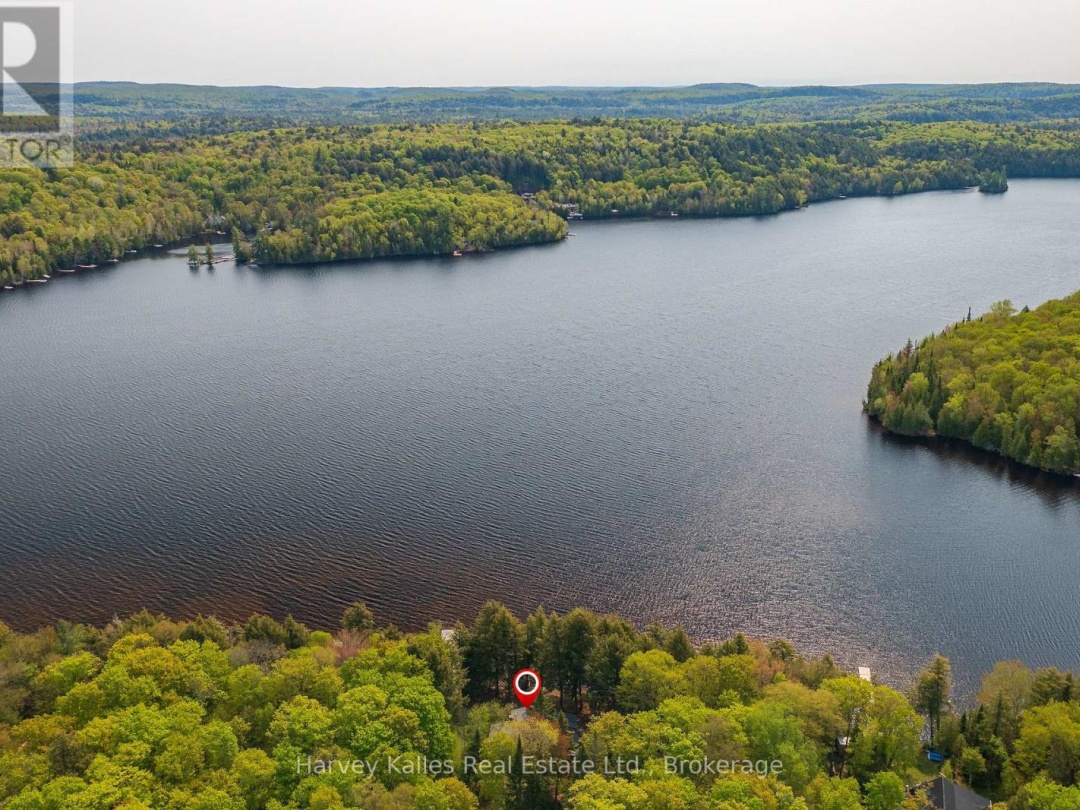 1033 Scott Lane, Oxbow Lake