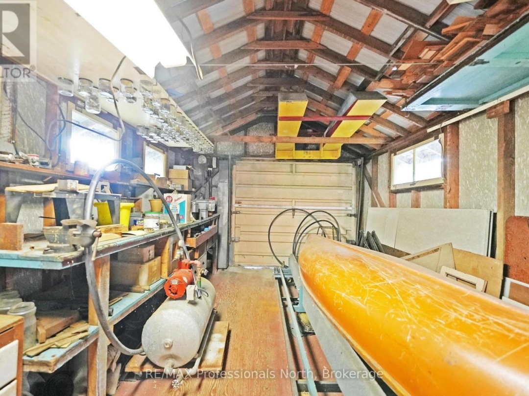 20871 HIGHWAY 35, Wren Lake