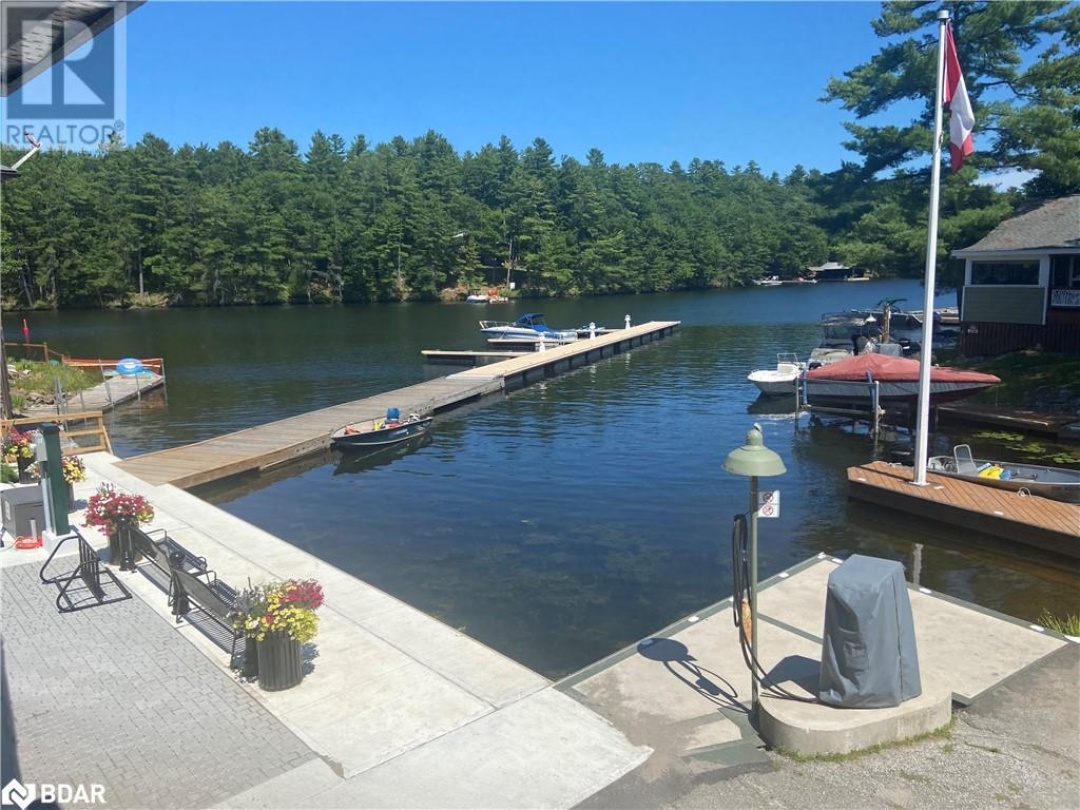 1725 Earl Haid Avenue Crescent, Severn River
