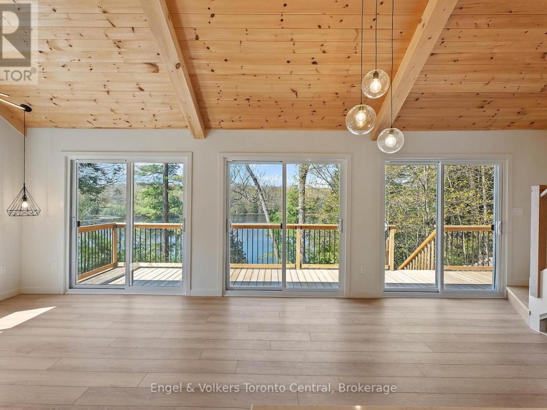 1457 Lake Joseph Road, Mctaggart Lake