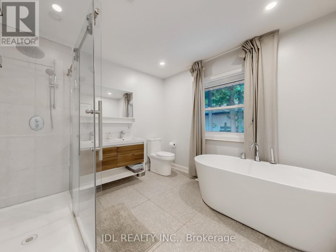 25220 Maple Beach Road, Lake Simcoe