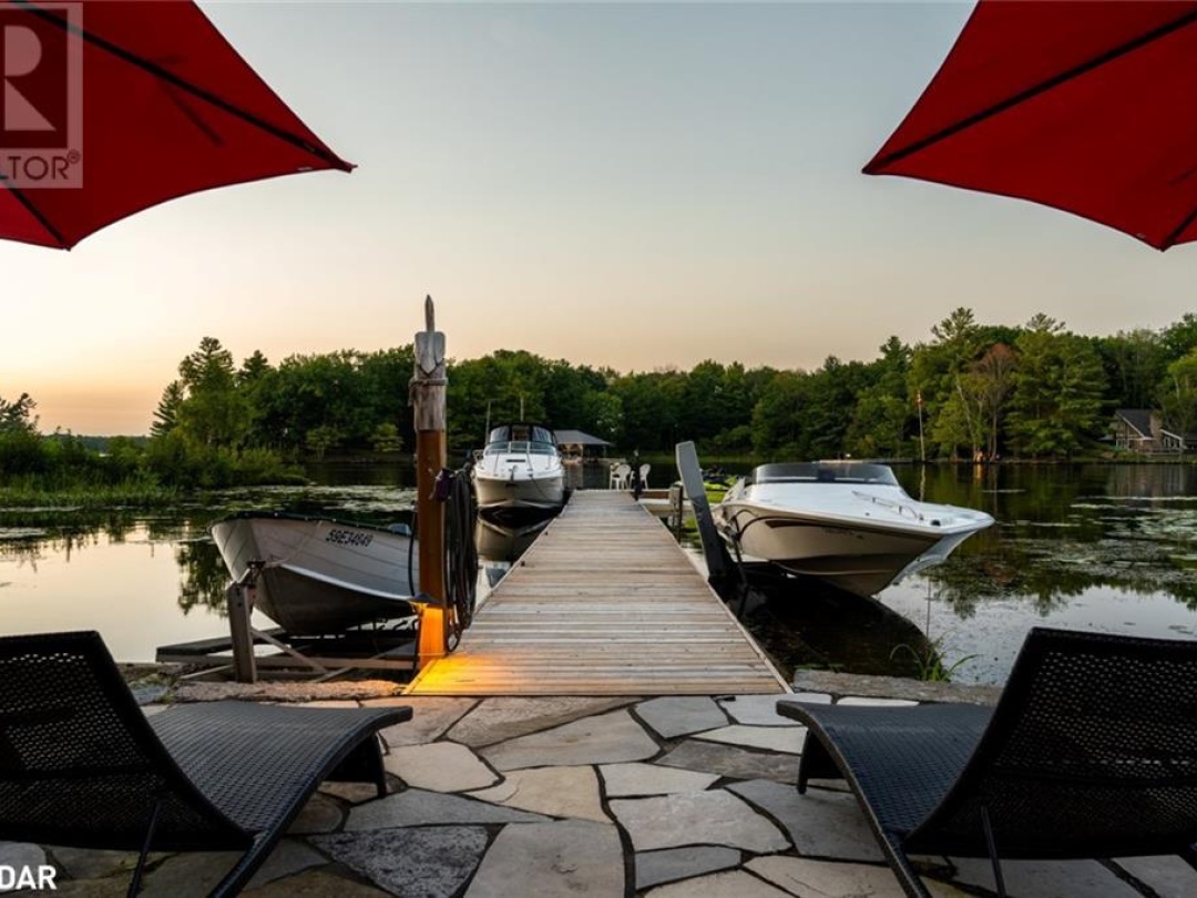 3352 Russell Drive, Gloucester Pool