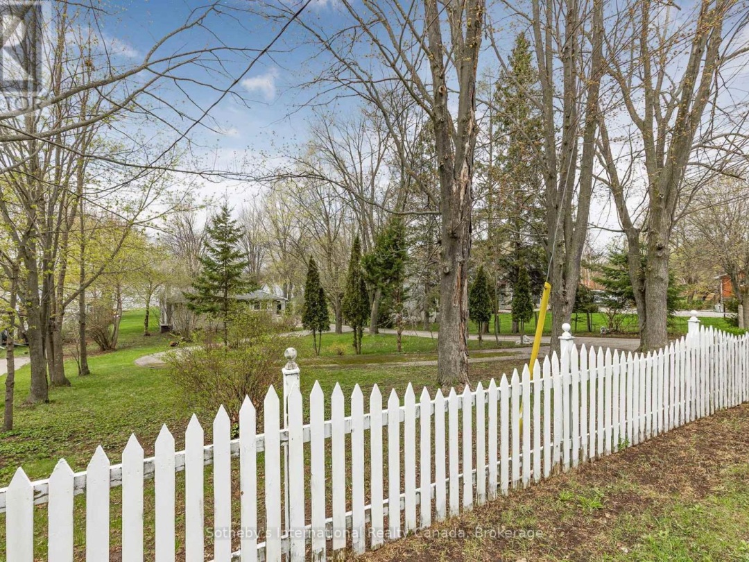 266 PORT HOOVER ROAD, Lake Scugog
