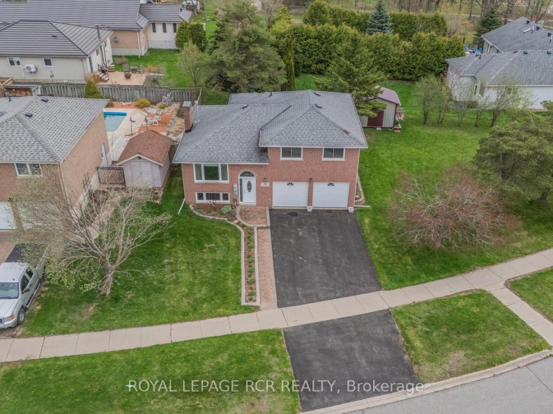 80 Woodside Drive, Orillia