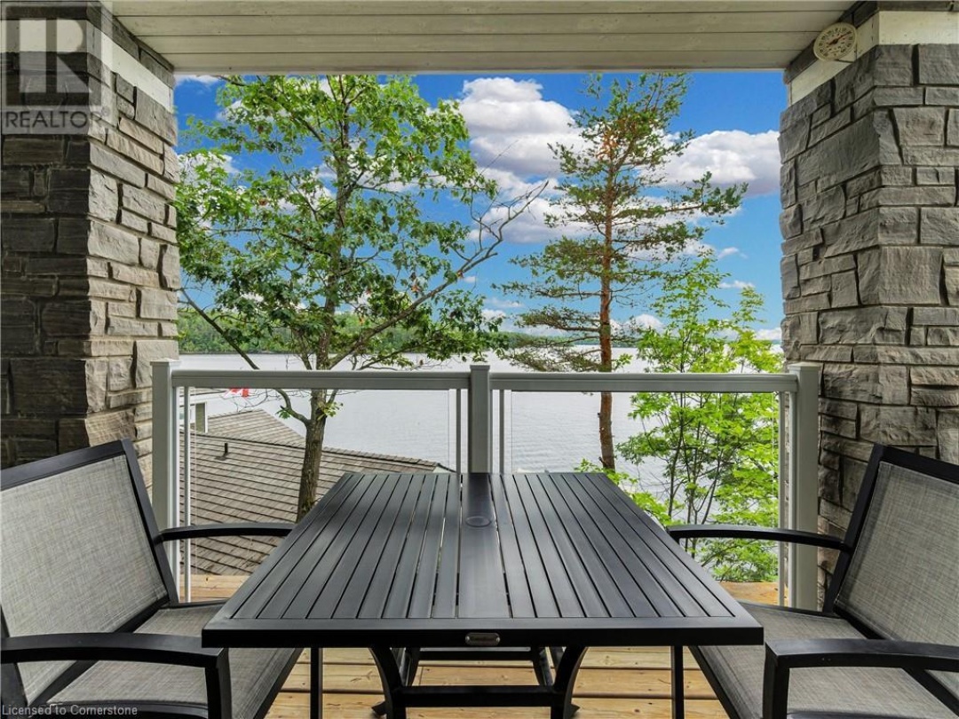 1869 MUSKOKA 118 Road W Unit# BTW-101, 