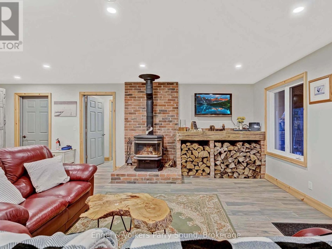 49 Cemetery Road, Seguin