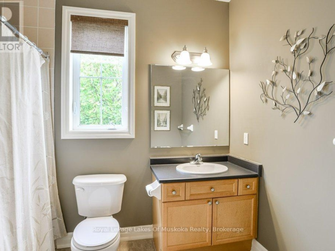 12 PHEASANT RUN, 